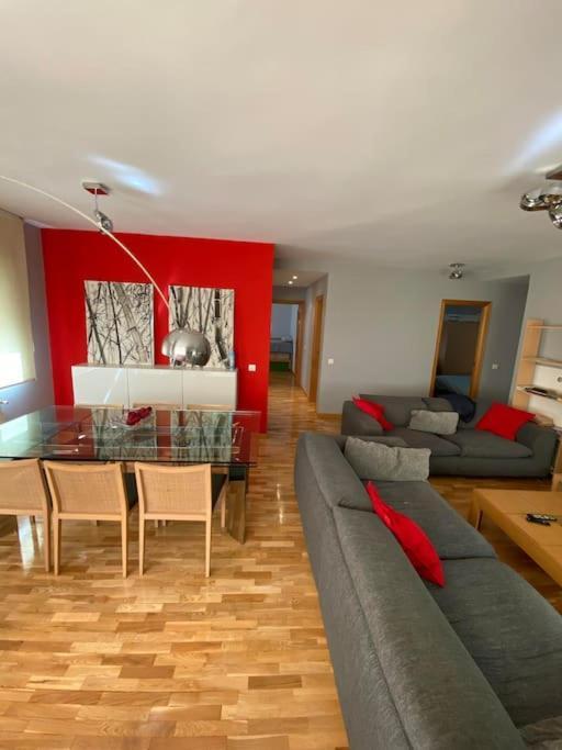 Buen Lugar Trabajo Y Familiar Apartment Ciudad Real Luaran gambar